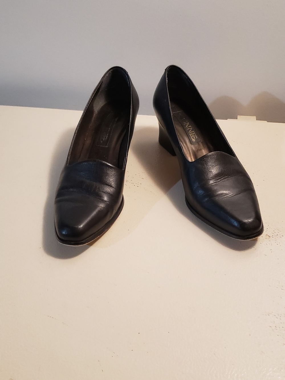 Connie Black Leather Pointed Toe Block Heel Pumps